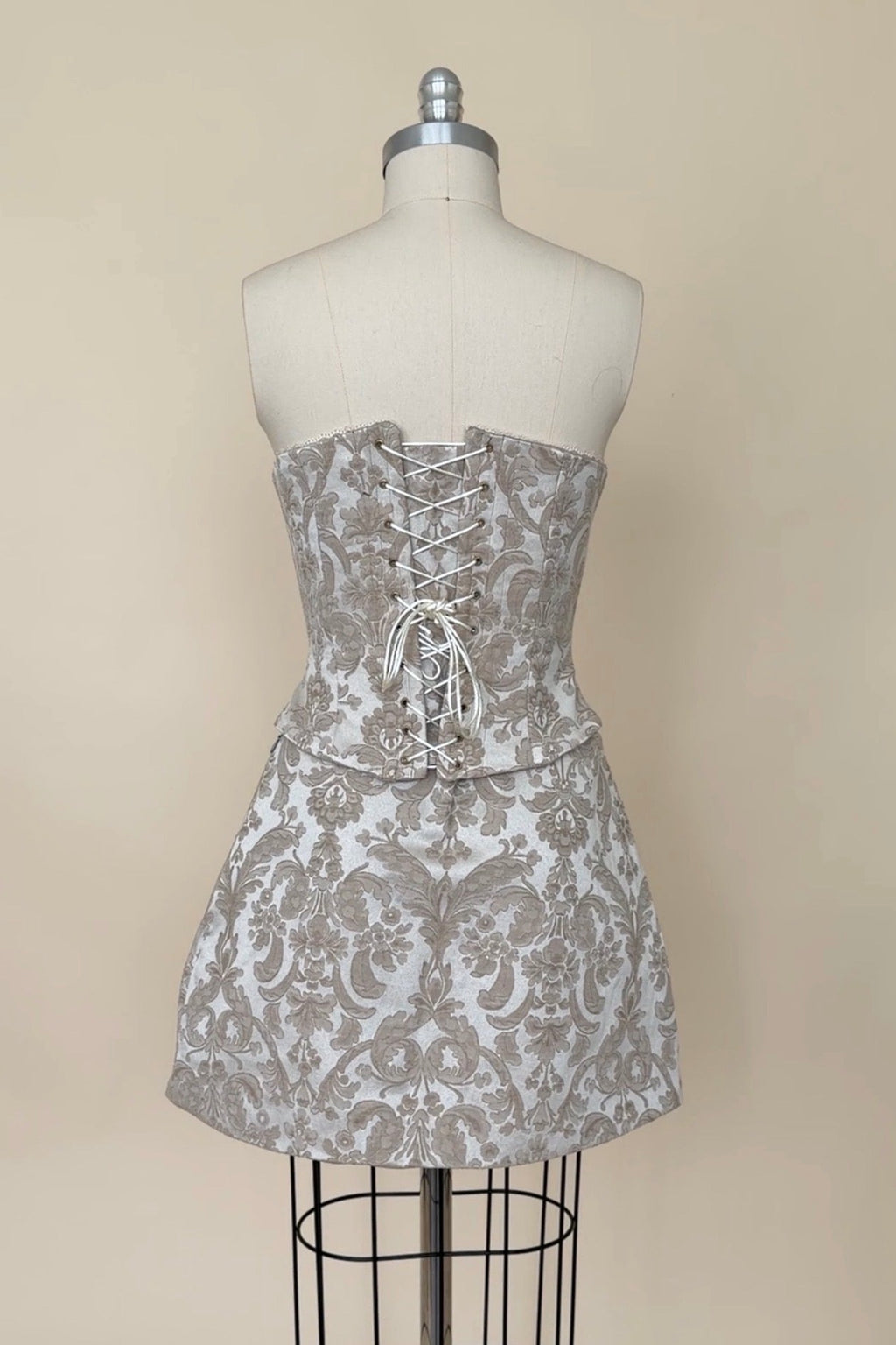 Avaia Corset