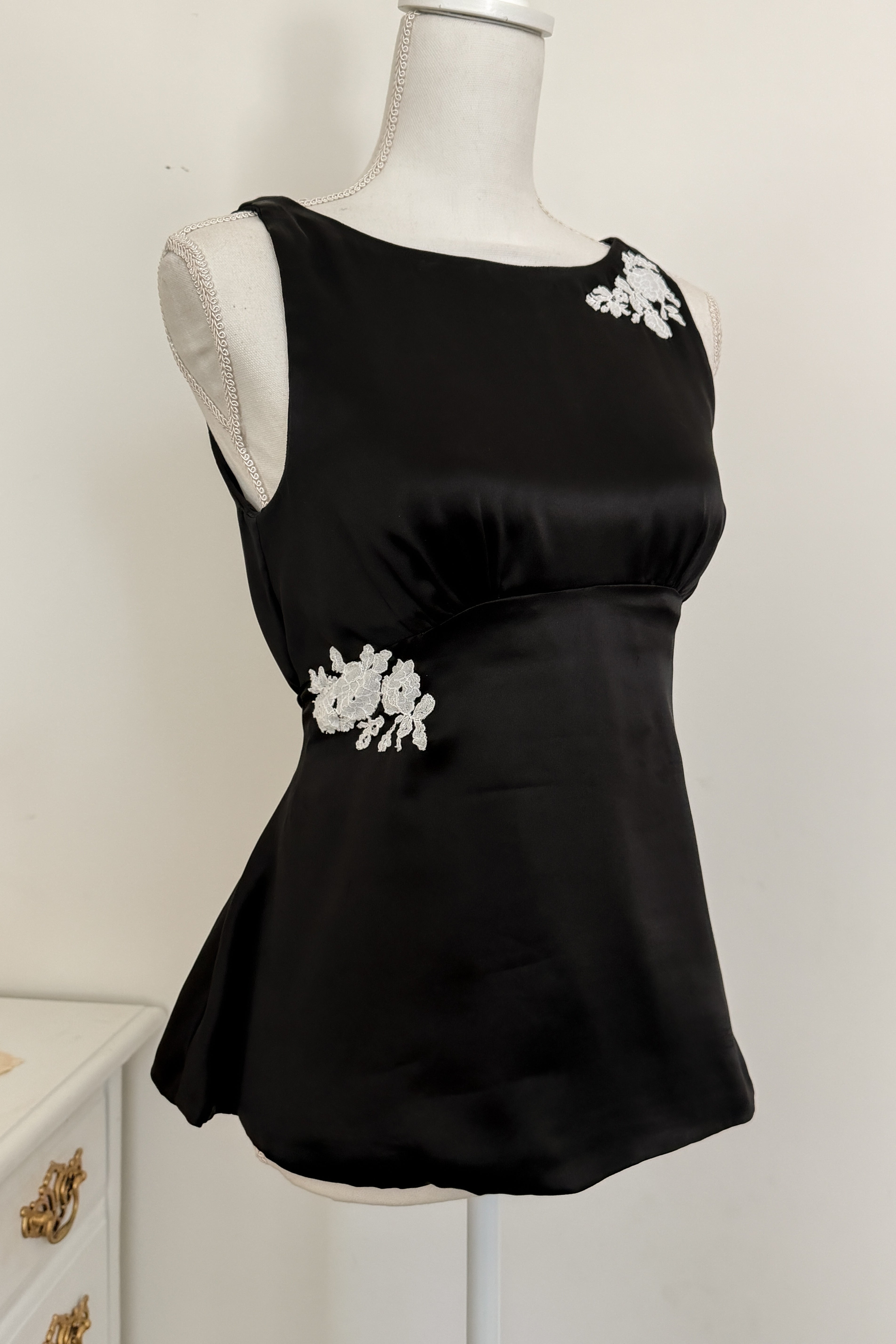 Audrey Silk Top In Black